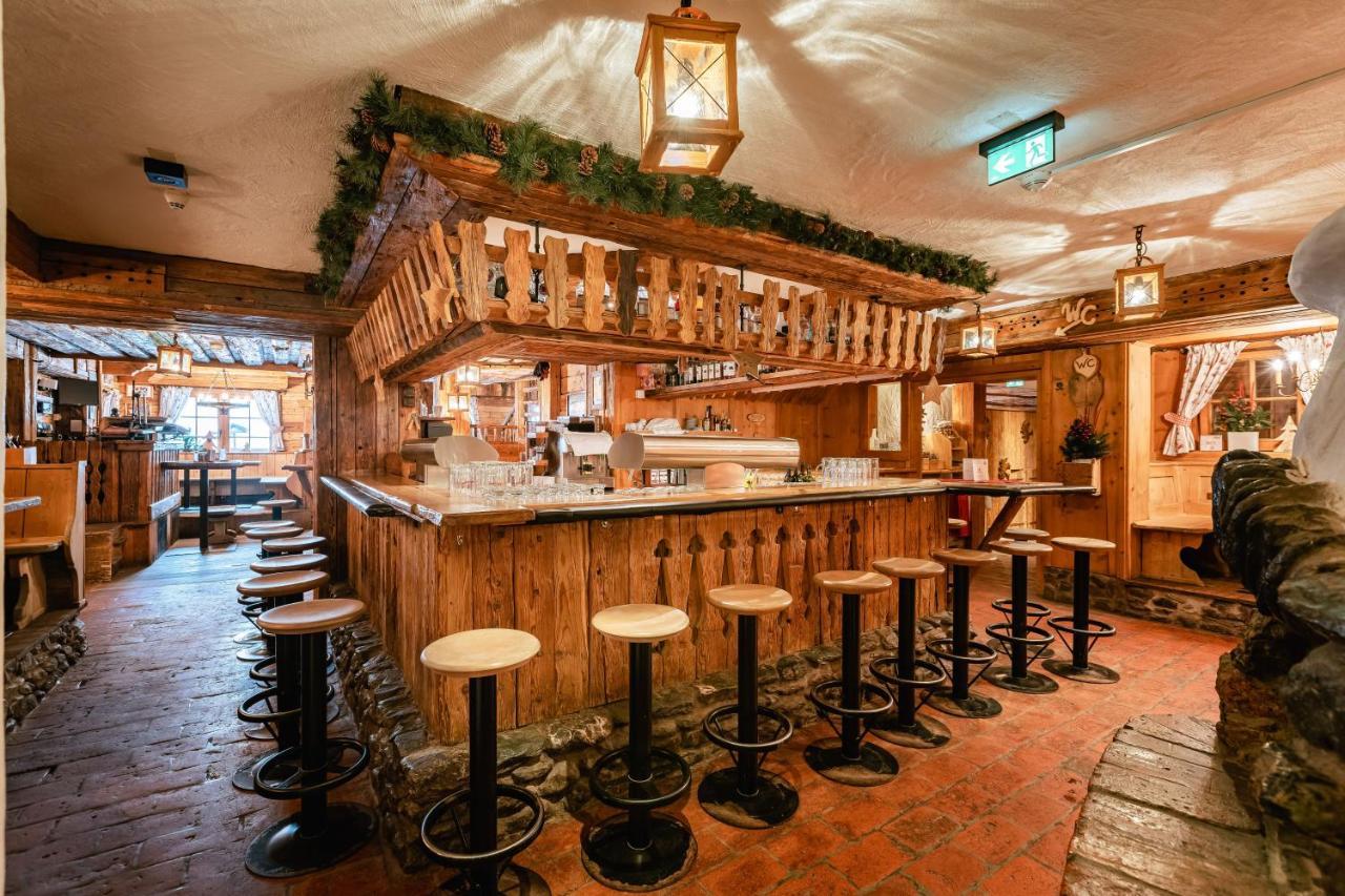 Hotel Restaurant Hexenalm Soll Bagian luar foto