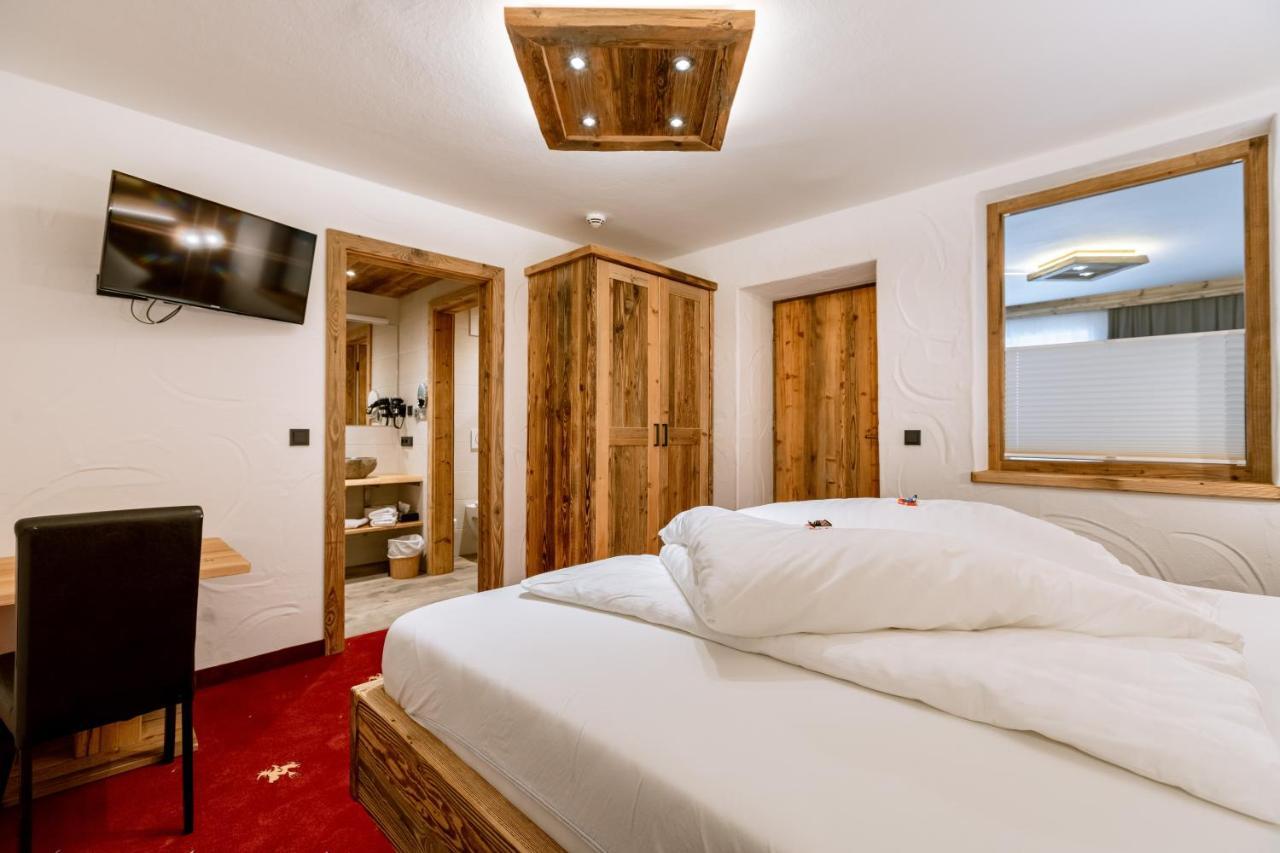 Hotel Restaurant Hexenalm Soll Bagian luar foto